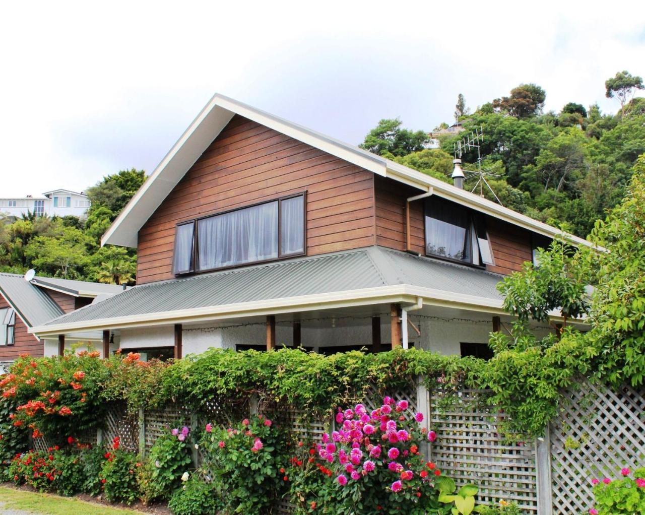 Annick House Bed And Breakfast Nelson Exterior photo